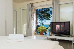 Luxury Holiday Villa in Hvar Croatia by the sea with private beach