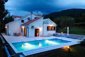 Dubrovnik Country Family Holiday Home with pool